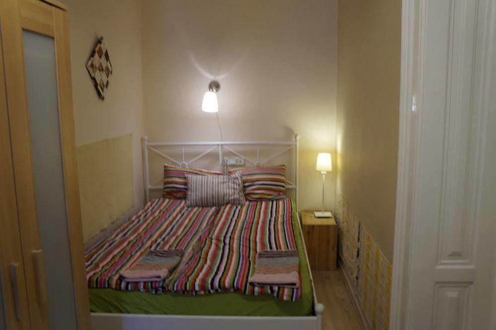 Jazzy Vibes Parliament Rooms And Ensuites Budapest Exterior foto